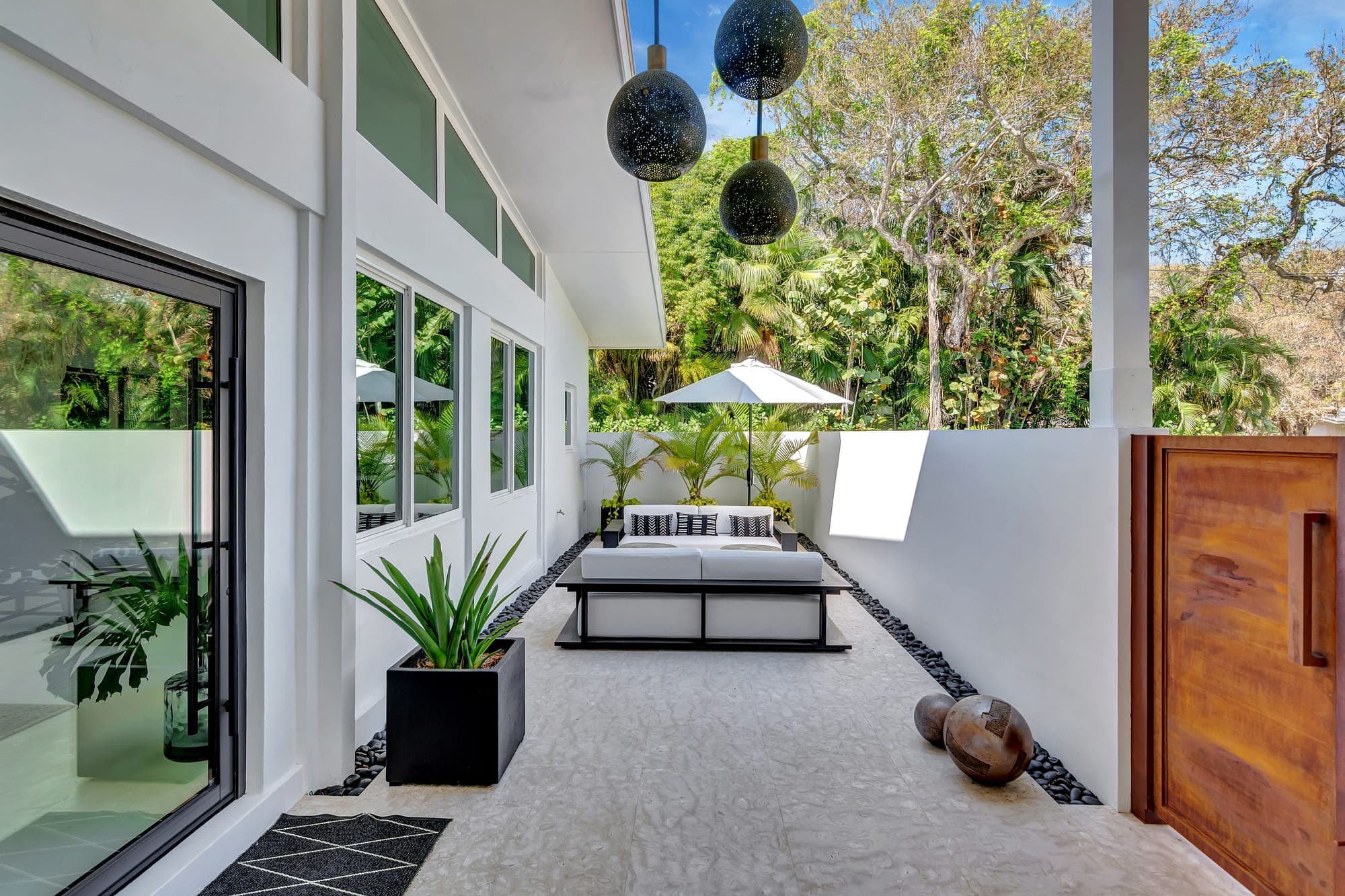 New custom home in Central Beach & Riomar, Vero Beach by Builders East, view 13 of 16
